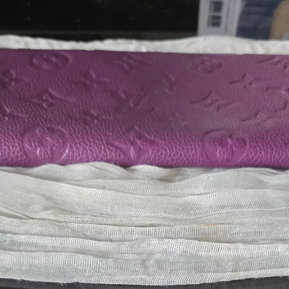 Authentic Louis Vuitton Purple Empriente Wallet with Gold Chain - Picture 12 of 16